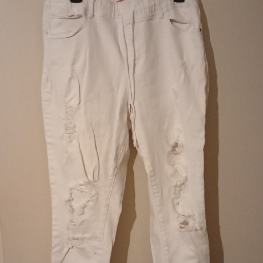 EliteStyle Women's White Ankle Jeans
